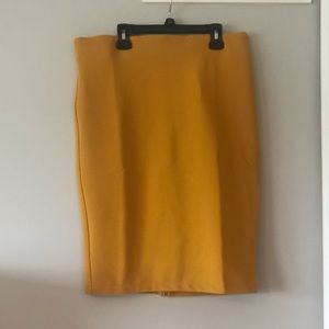 Mustard yellow pencil skirt